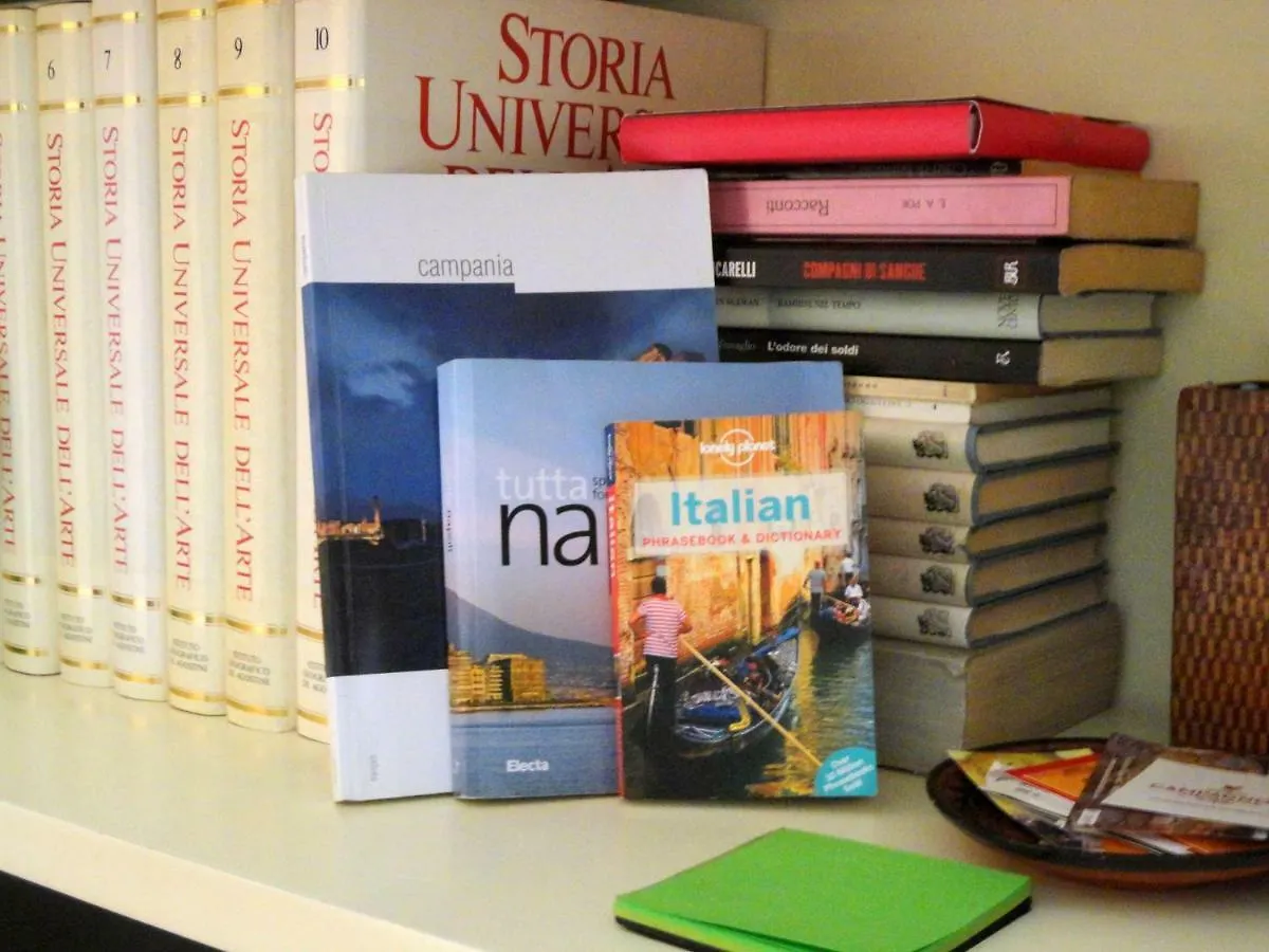 Mezzocannone Holiday House Napoli