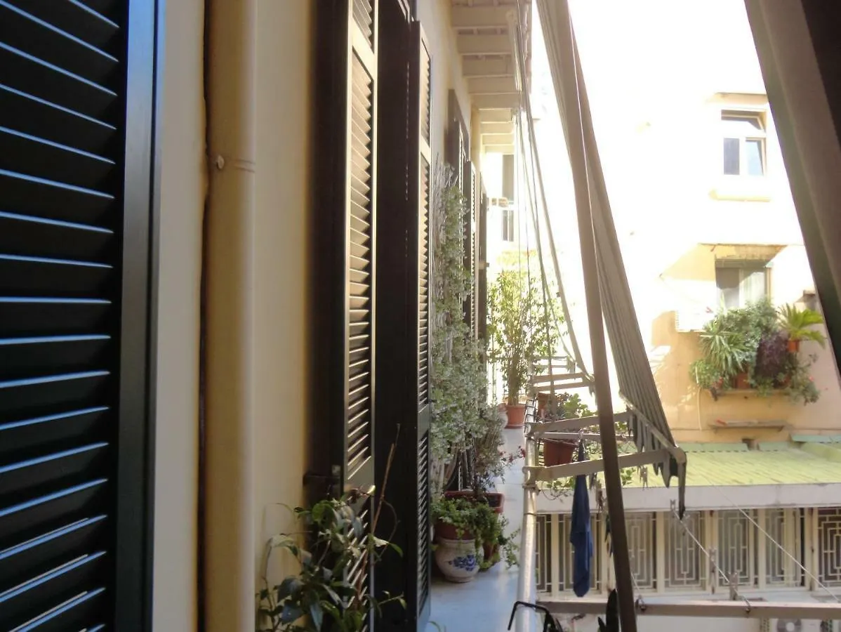 Mezzocannone Holiday House Napoli 0*,